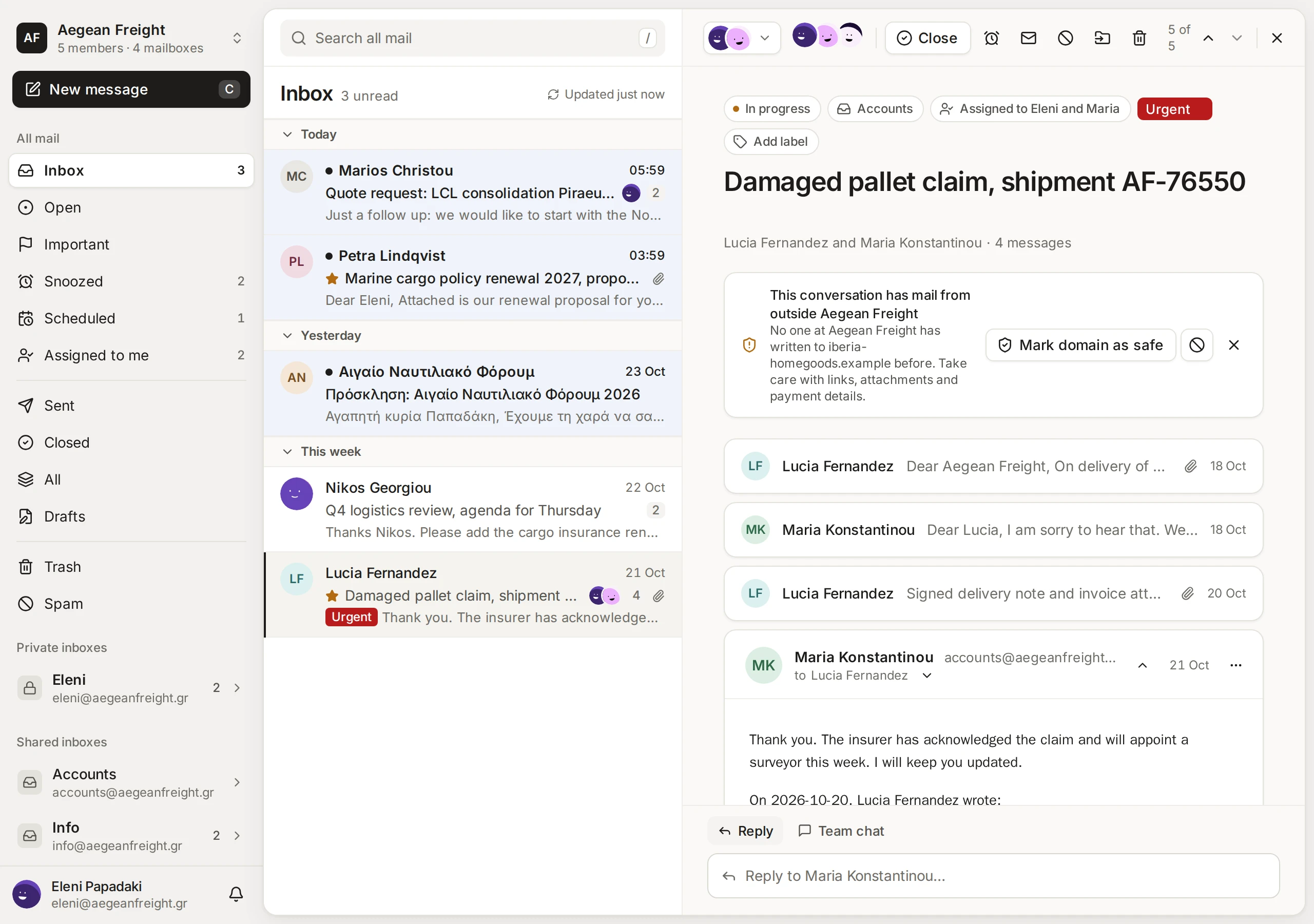 The DMU Mail main screen with the sidebar, the conversation list and an open conversation about a damaged pallet claim.